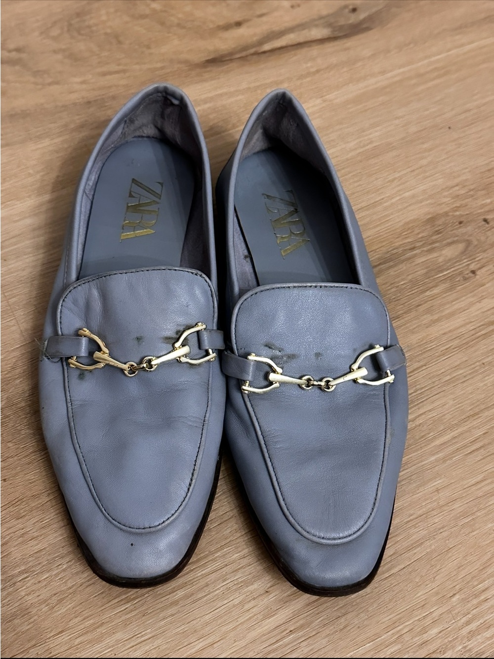 ZARA Light Gray Leather Loafers with Gold Horsebit